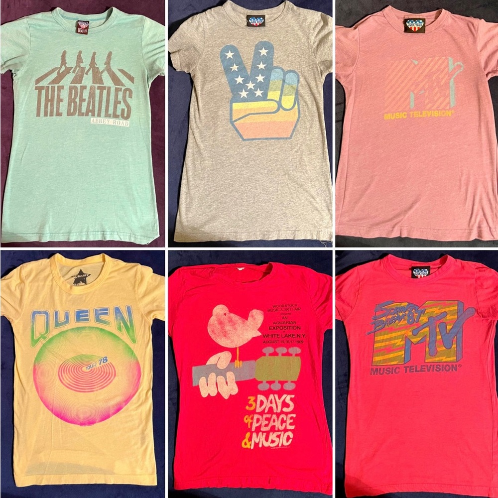 Lot of vintage graphic tees